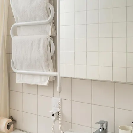 Apartment Air 101 *